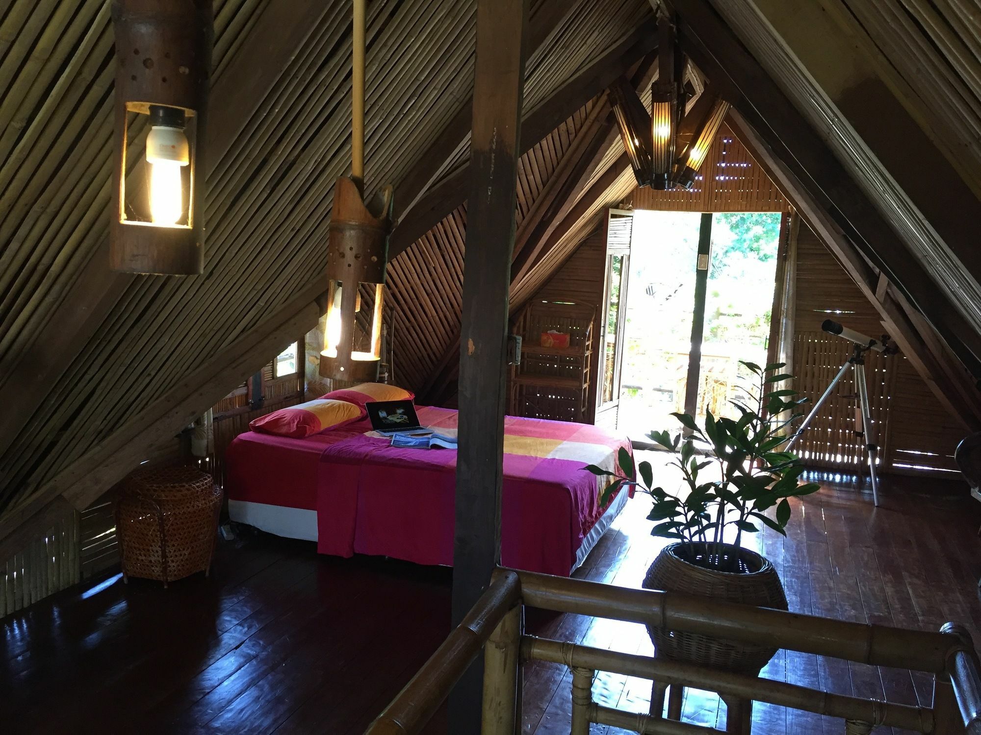 The Village House Puerto Princesa Luaran gambar